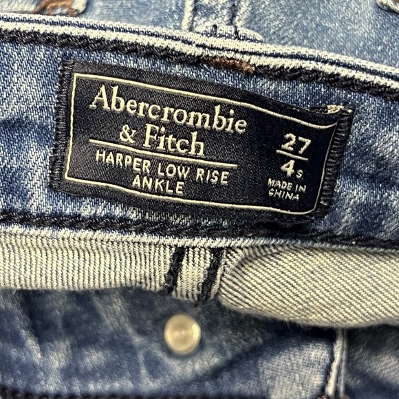 Abercrombie & Fitch Jeans Size 4/27 Short Blue Harper Low Rise Ankle Frayed Hem - Picture 6 of 11